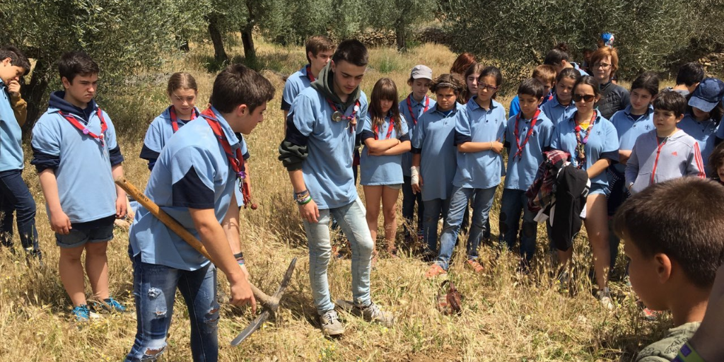 imagen artículo Scouts en Oliete con apadrinaunolivo.org