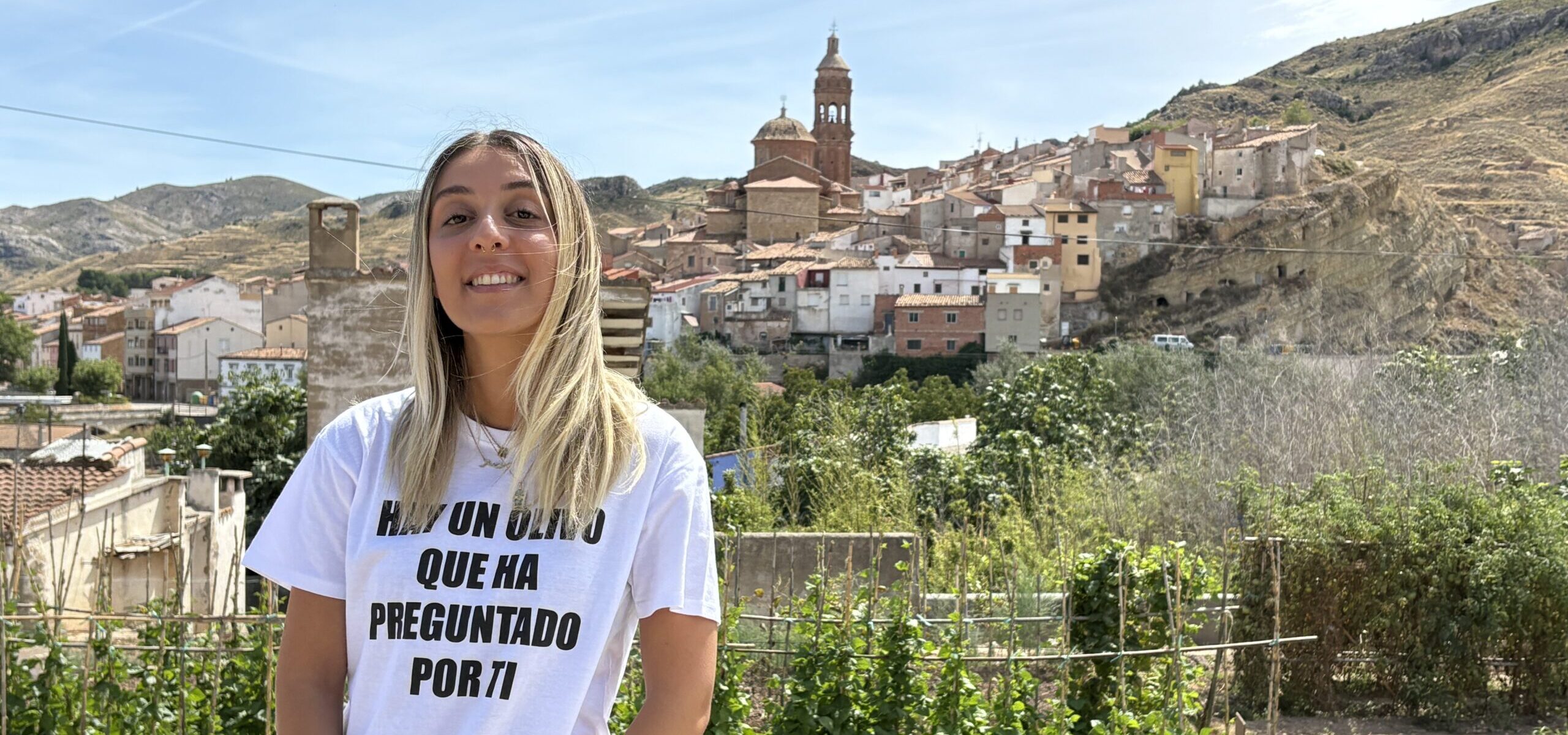 Irene Serra, estudiante en prácticas en Oliete durante el verano de 2025./ A.M.